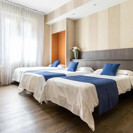 Hotel Garda Milan Exterior photo