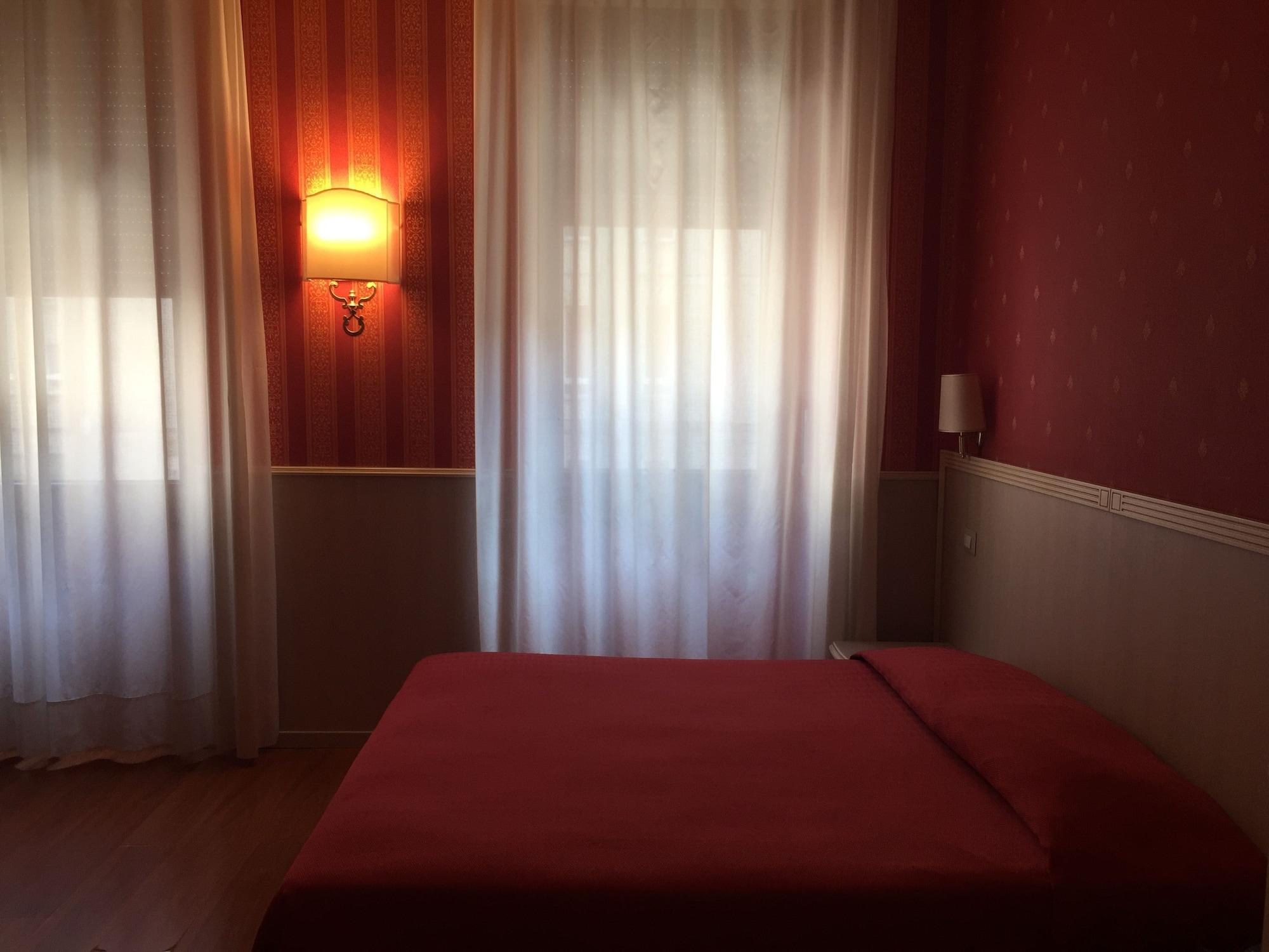 Garda 3* Milaan